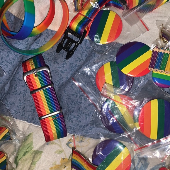🌈🏳️‍🌈 LGBTQ PRIDE BUNDLES 🏳️‍🌈🌈 - Picture 12 of 17